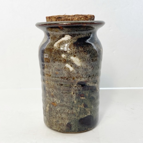 Handmade Studio Pottery Stoneware Storage Jar with Cork Lid - Picture 2 of 8